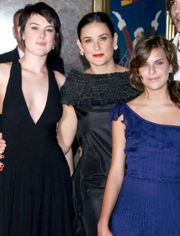 Demi Moore with her daughters.
