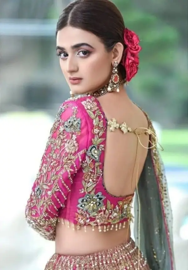 Hira Mani Is on the 3rd no of the most stylish Pakistani actresses.