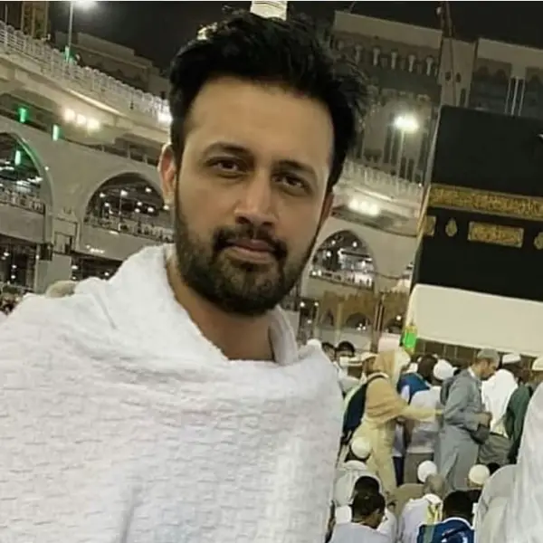 Pakistani Celebrities who Performed Hajj