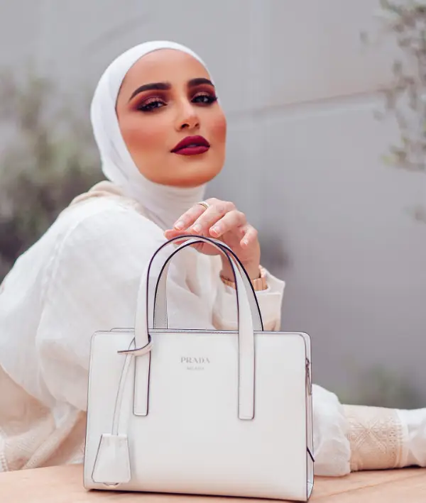 Dalal AlDoub is one of the Most Followed Kuwaiti Influencers On Instagram.