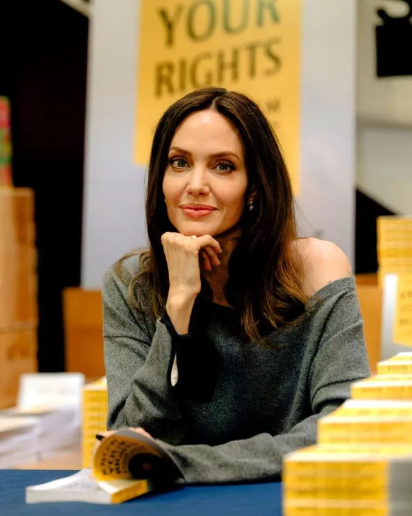 Actrices Américaines Angelina Jolie