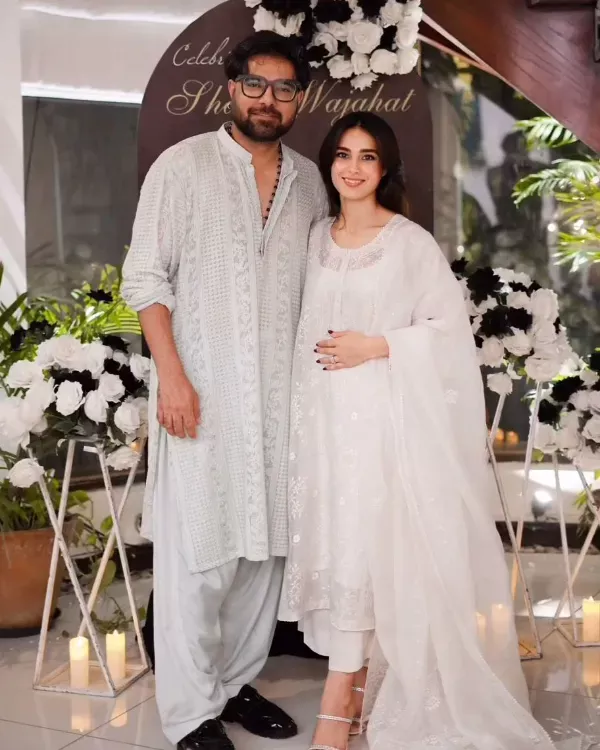 Is Iqra Aziz Pregnant Again? Check Out the Latest Photo Here!